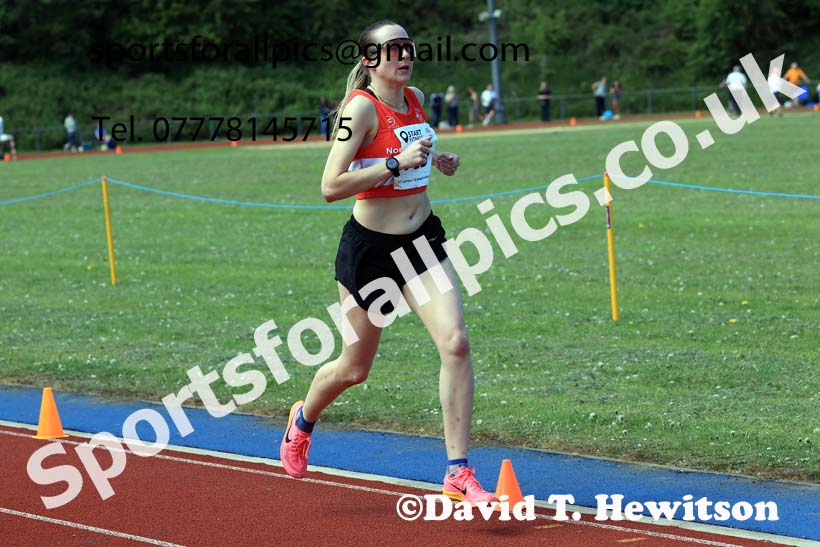 Senior womens 5000 metres, 2025 North Eastern Track and Field Champs., Shildon, County Durham. Photo: David T. Hewitson/Sports for All Pics